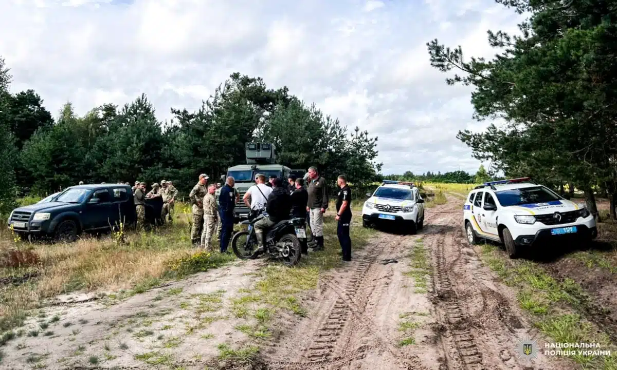На Рівненщині третю добу розшукують пенсіонера, який пішов по гриби й не повернувся