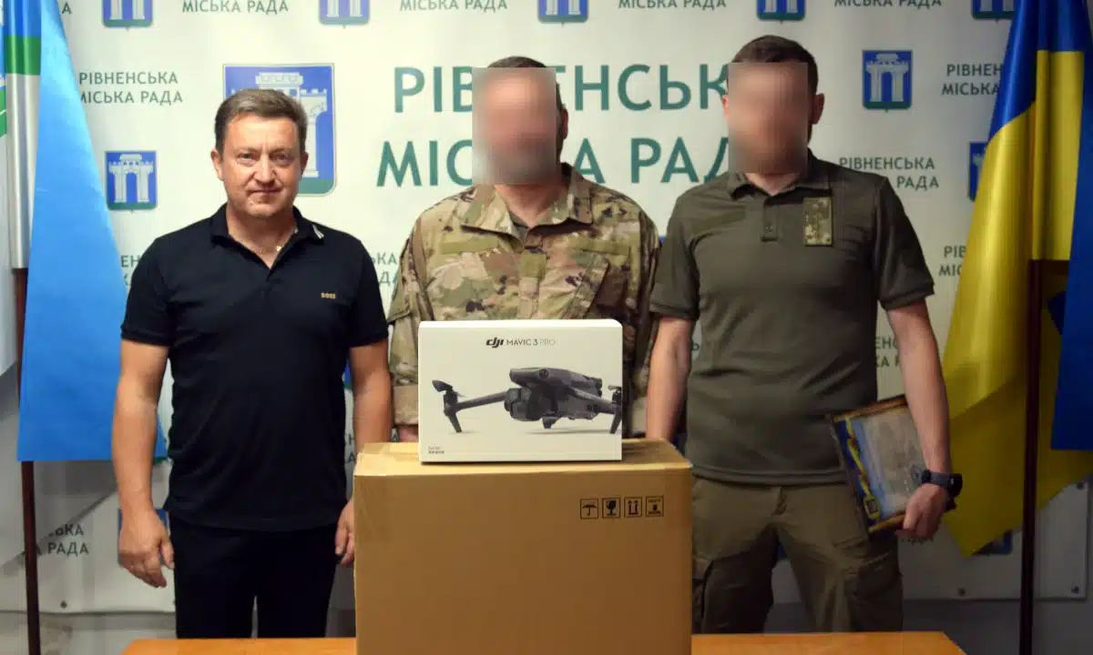 Городоцька громада передала військовим 7 дронів DJI