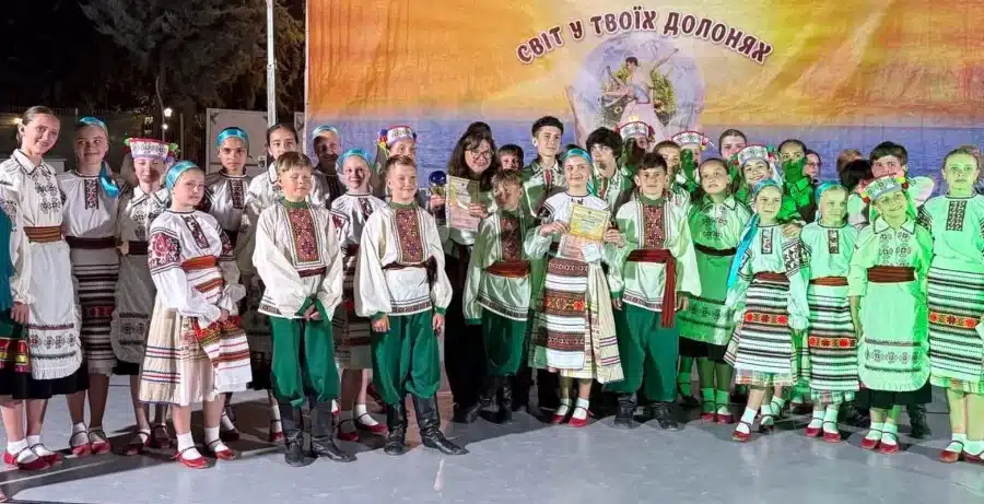 «Полісяночка» знову на висоті: грандіозний успіх українських танцюристів у Греції - фото 1
