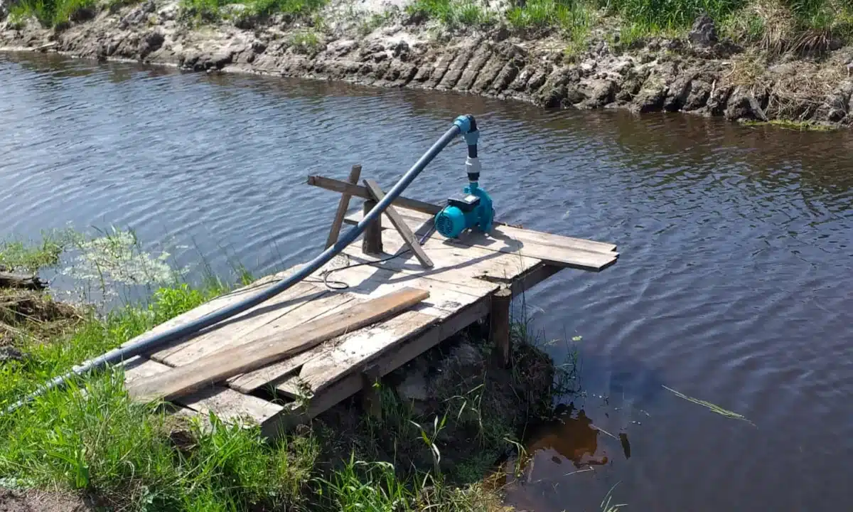 У Рокитнівській громаді виявили самовільний забір води з річки Бунів