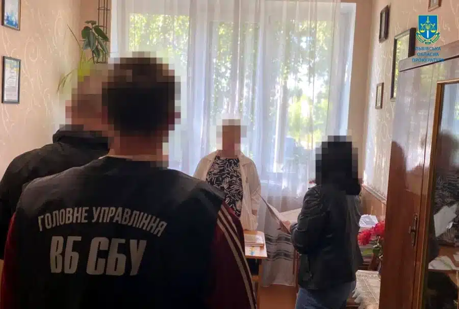 Трьох жителів Рівного підозрюють у перешкоджанні діяльності ЗСУ: реалізували схему втечі військовослужбовців - фото 2