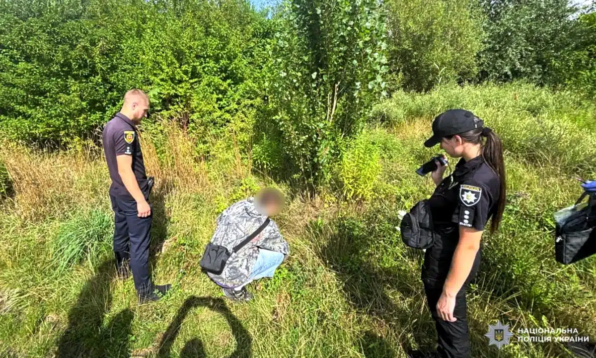 У Рівному викрили неповнолітнього наркозбувача: вилучено психотропів на 50 000 грн