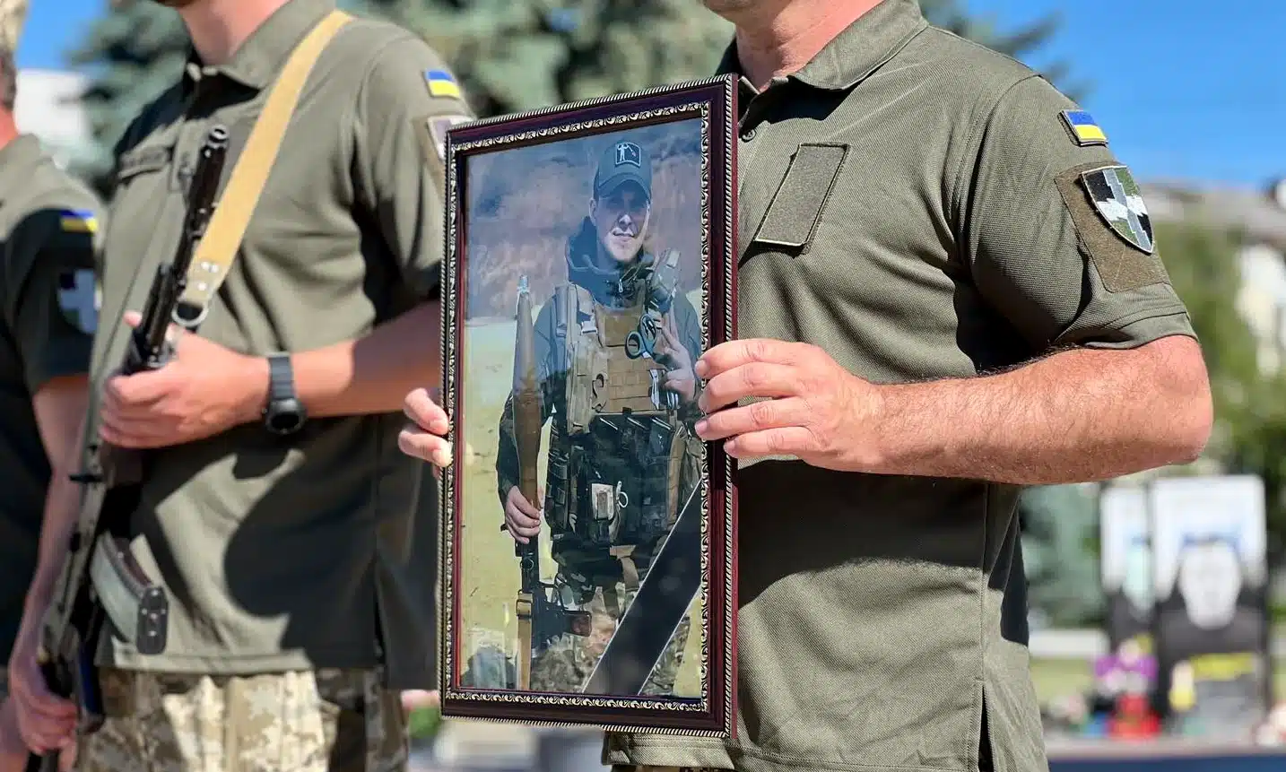 З полеглим захисником попрощались у Рівному
