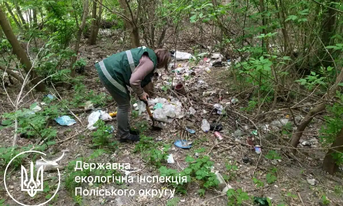 На Рівненщині виявили шість несанкціонованих сміттєзвалищ: збитки державі — понад 600 тисяч гривень