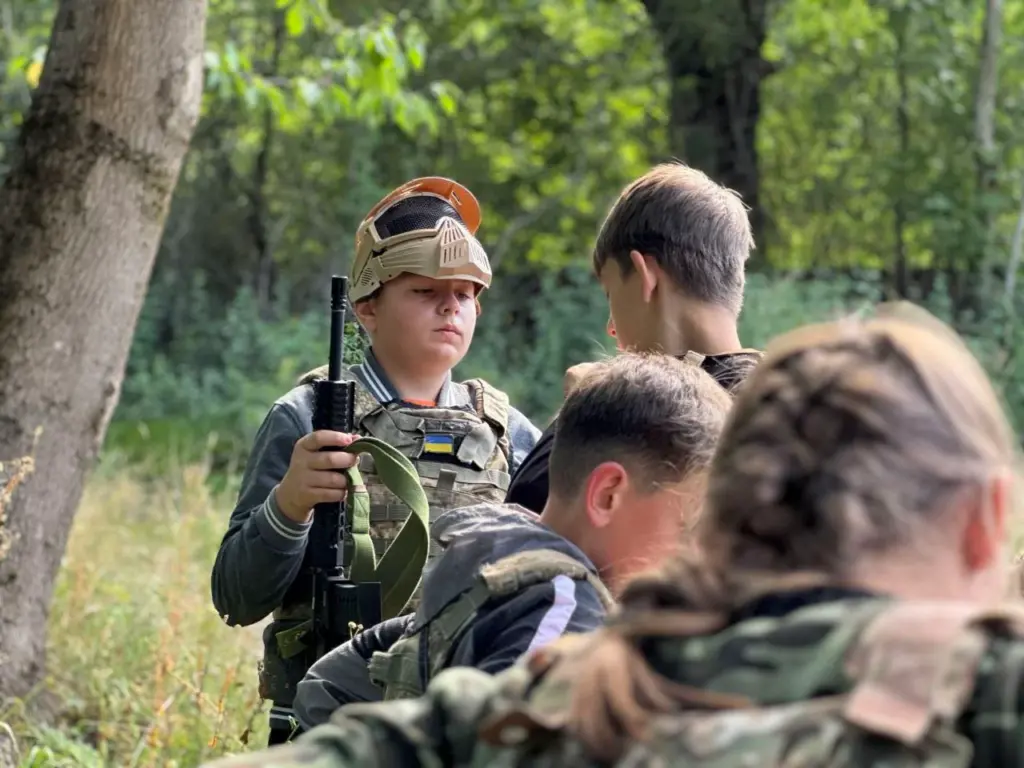 Рівненські рої гідно представили область на фіналі гри «Сокіл» («Джура») в Карпатах - фото 3