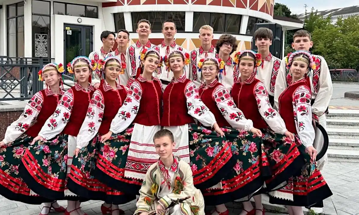 Зразковий ансамбль «Полісяночка» здобув перемогу на Всеукраїнському фестивалі «Покутські витоки»