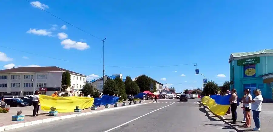 У Корецькій громаді зустріли з полону захисника Віталія Федорчука - фото 1