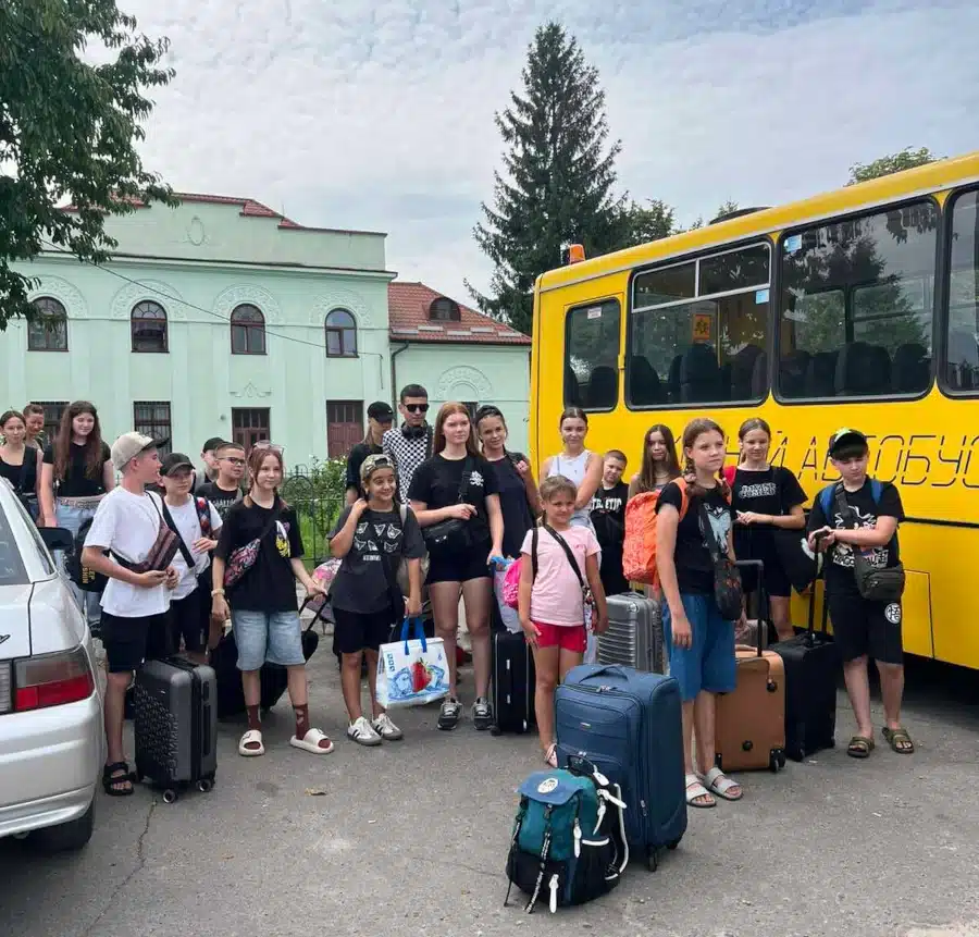 Громади Рівненщини приймають дітей з прифронтових територій на відпочинок - фото 4