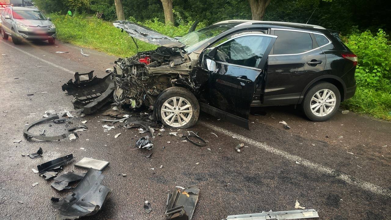 Троє людей постраждали в ДТП на трасі Київ–Чоп у селі Гранівка