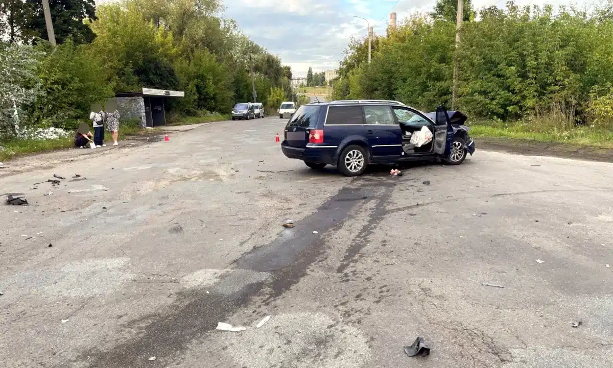 У Здолбунові внаслідок ДТП травмувалися двоє людей