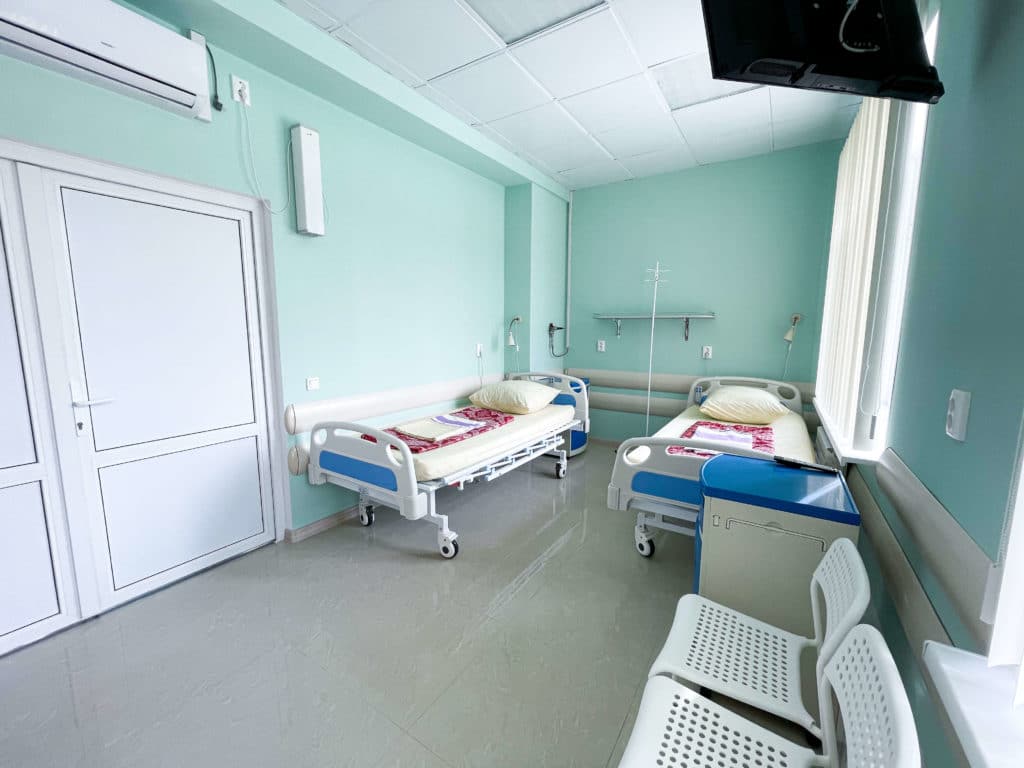 Діти з Рівненщини отруїлись у готелі на Львівщині