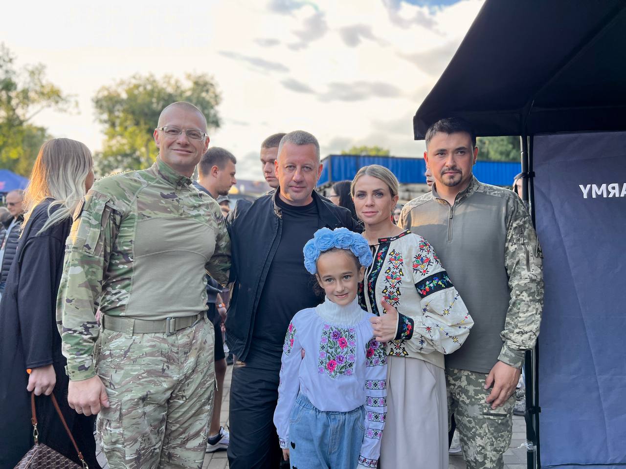 Понад мільйон гривень зібрали для військових під час благодійного фестивалю «Food Fest» у Рівному - фото 1