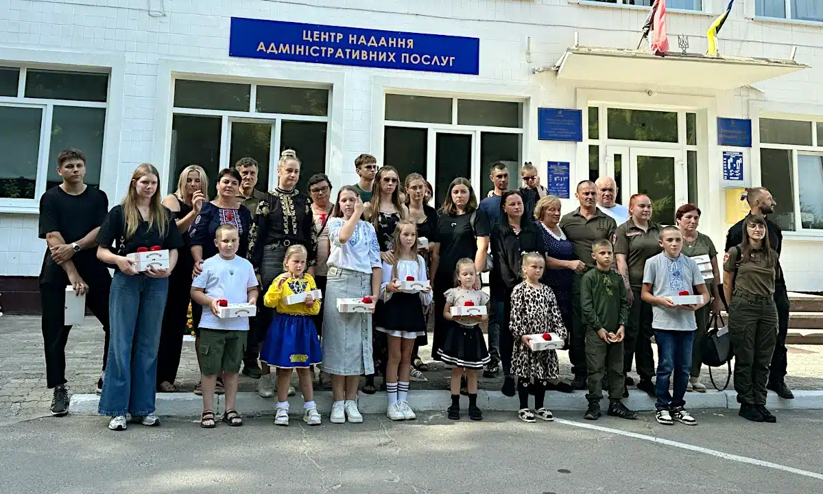 “Батьківське серце” у Степанській громаді: кулони пам’яті для дітей загиблих Героїв