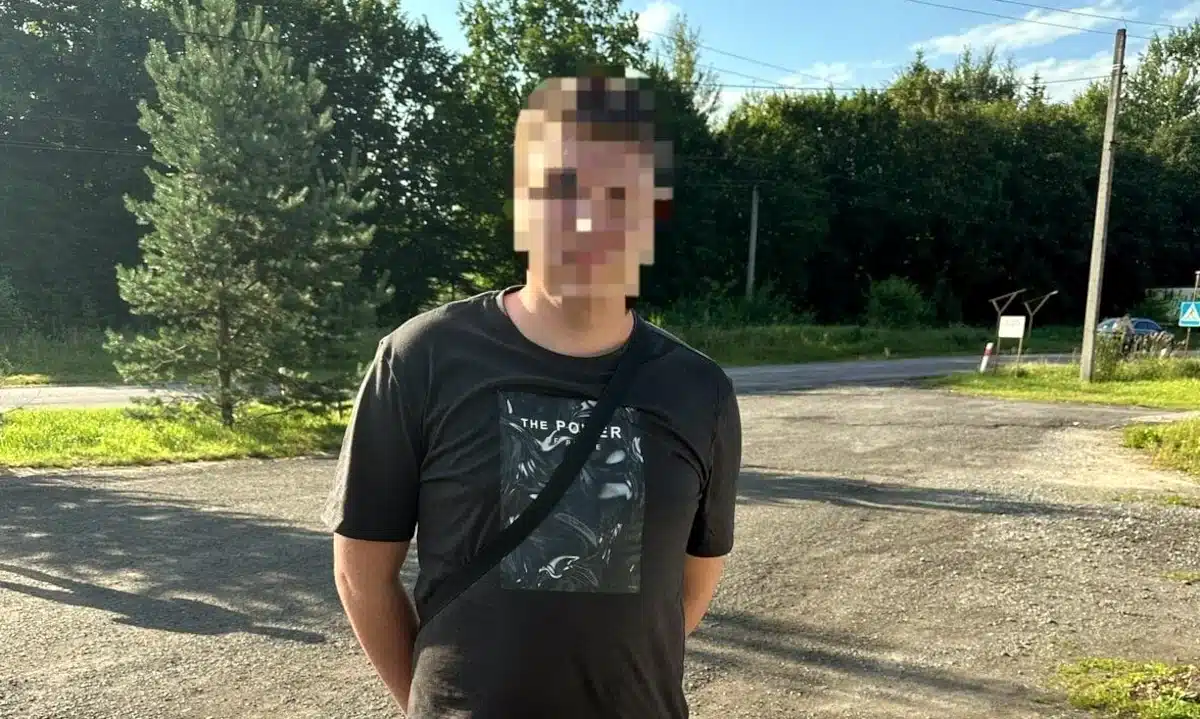 У Рівному викрили 19-річного шахрая, який привласнив майже мільйон гривень через банківську аферу