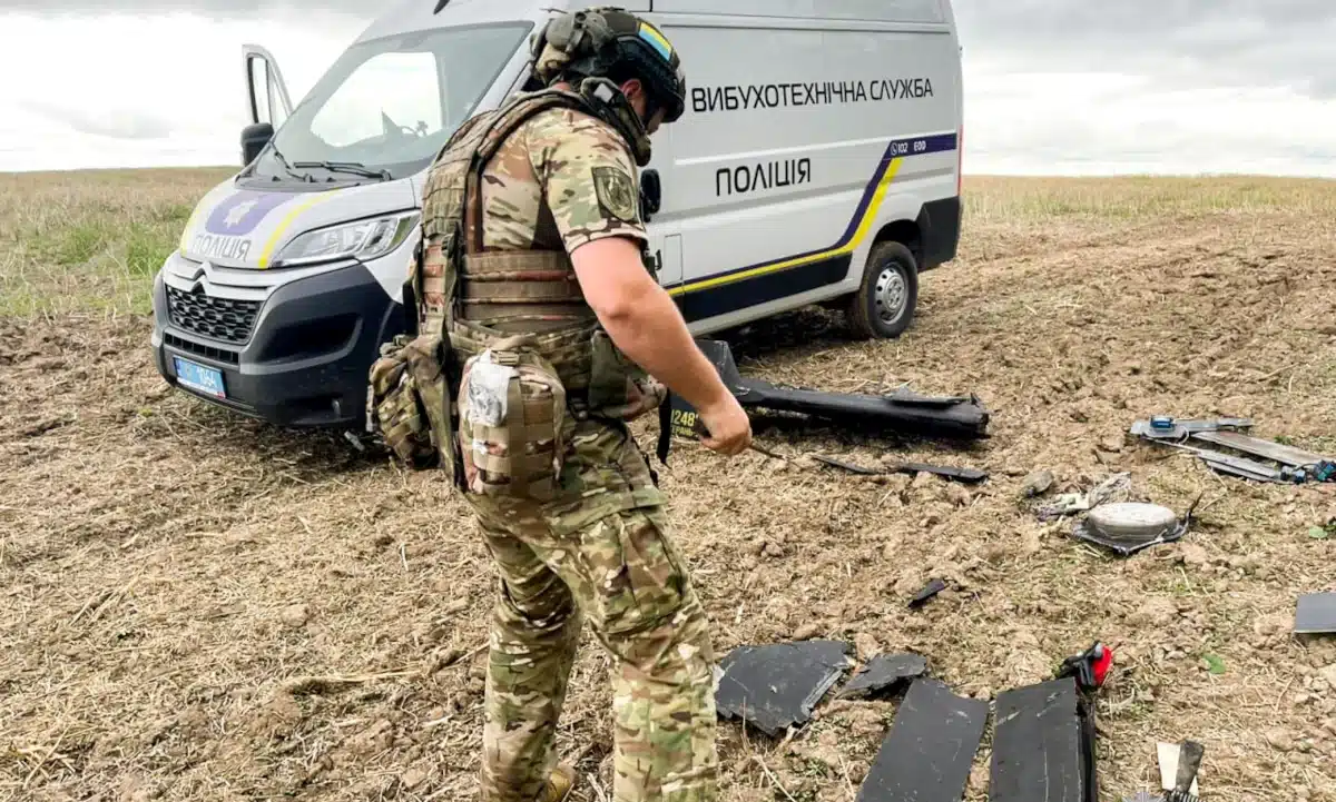 На Рівненщині вилучили уламки збитих дронів і ракети