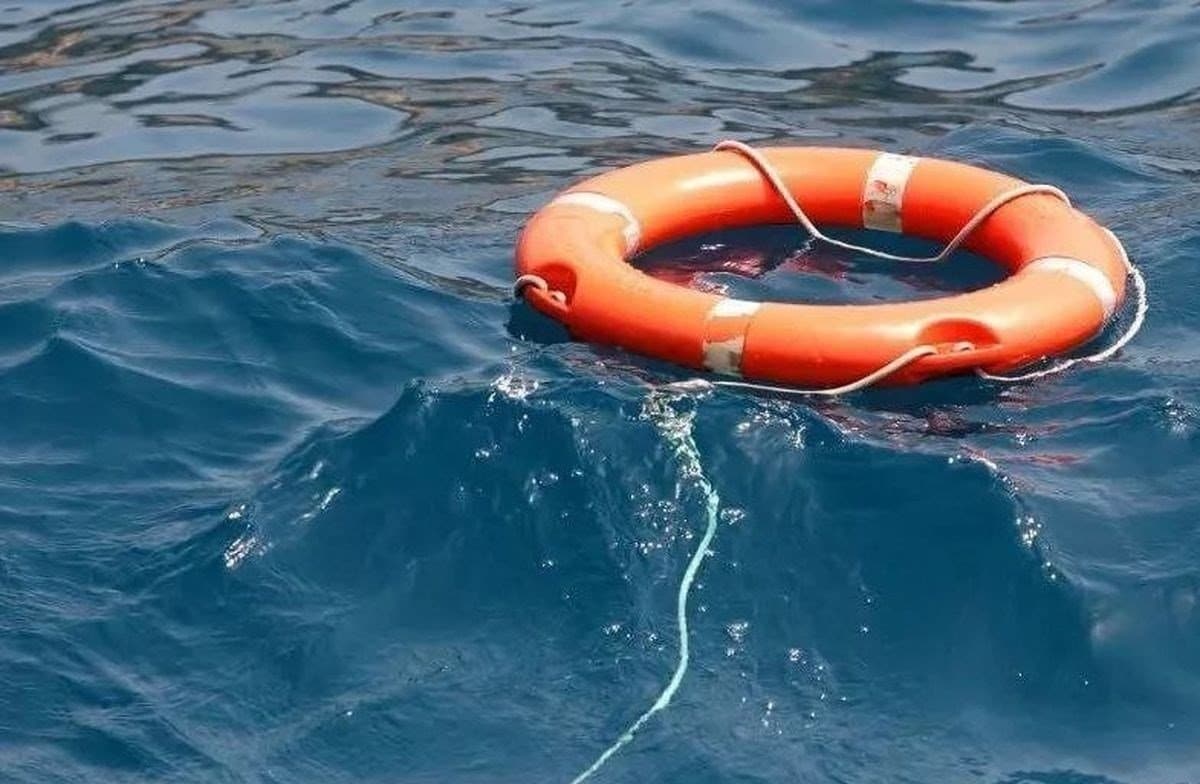 На Хрінницькому водосховищі рятувальники врятували чоловіка, який випав з катера