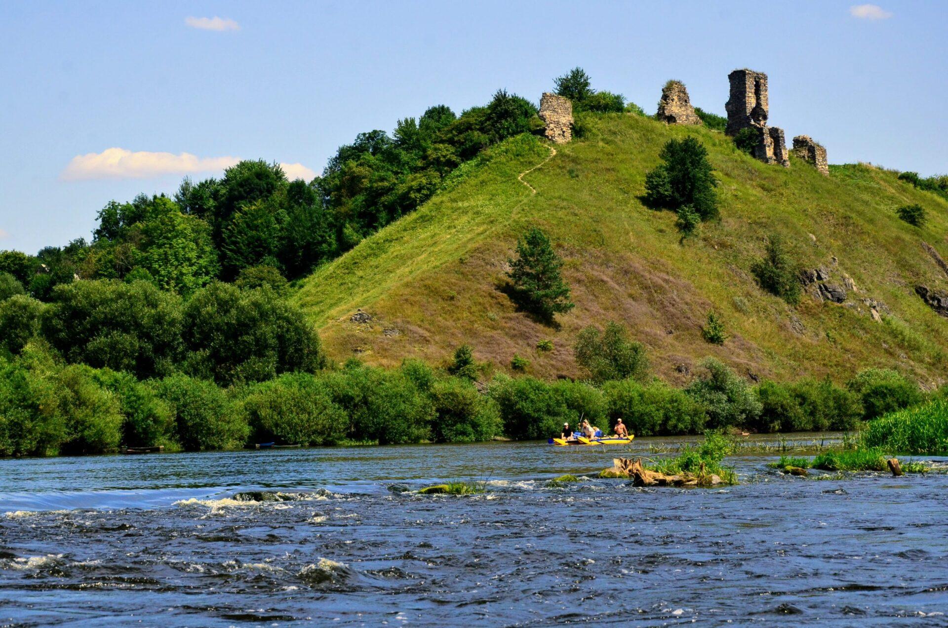 Губківський замок у Березному — історичні руїни XV–XVI століть на Рівненщині Губківський замок у Березному — історичні руїни XV–XVI століть на Рівненщині