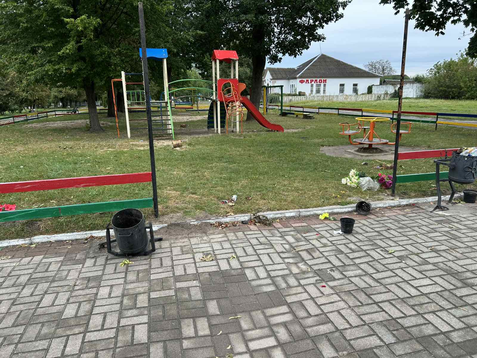 У Висоцьку пошкодили пам’ятний майданчик