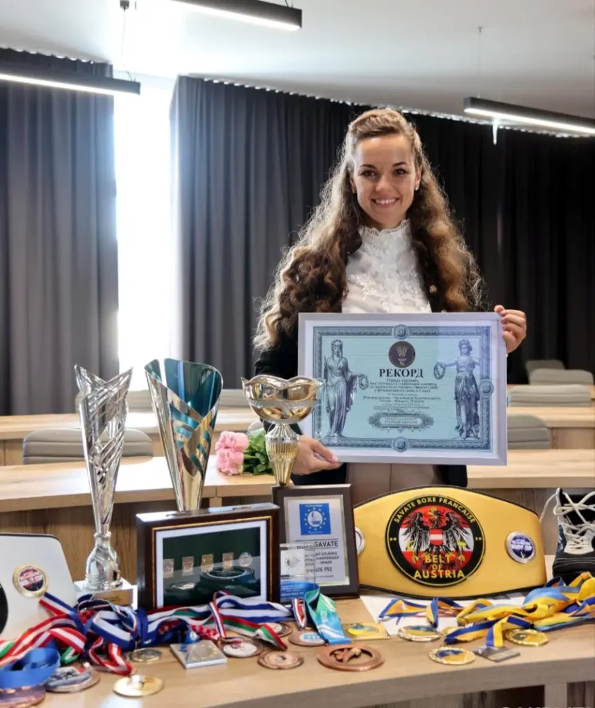 Anastasia-Konovalchuk-nacionalnyj-rekord-boks-02