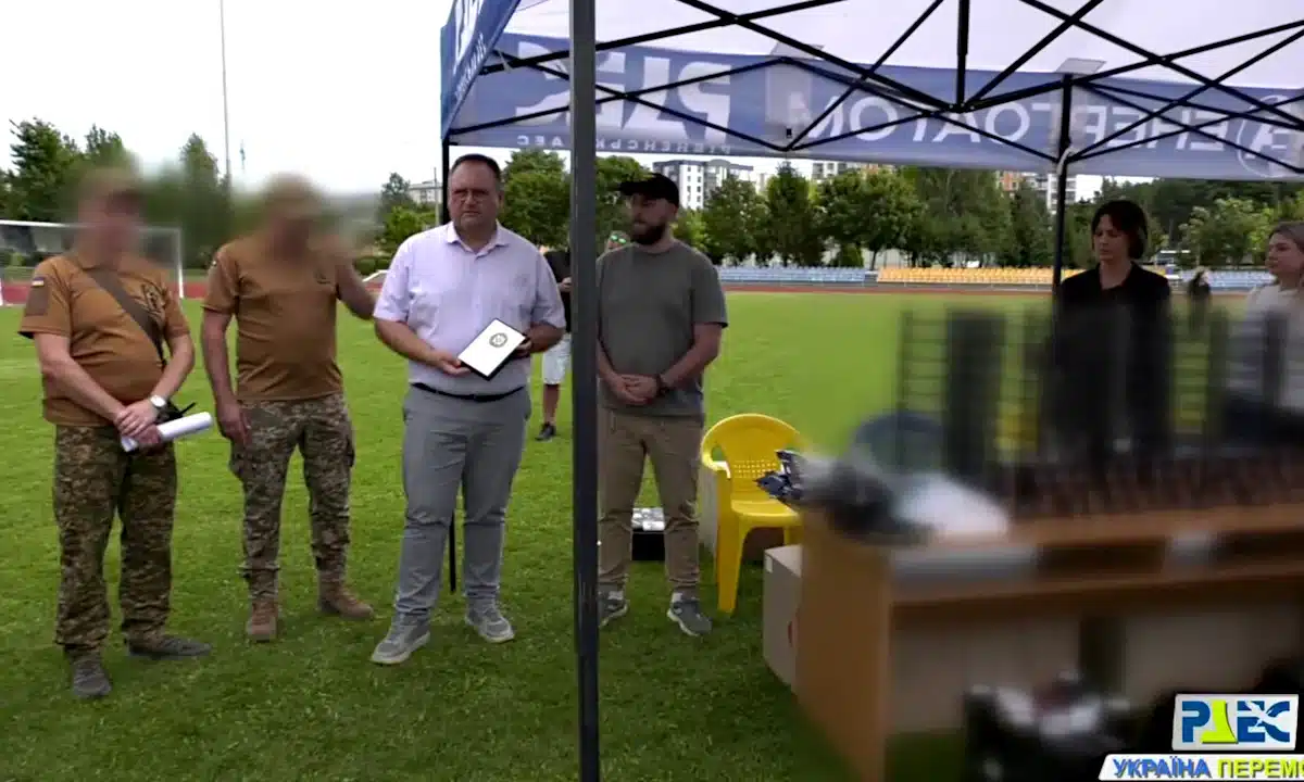 Рівненські атомники передали військовим чергову партію волонтерської допомоги