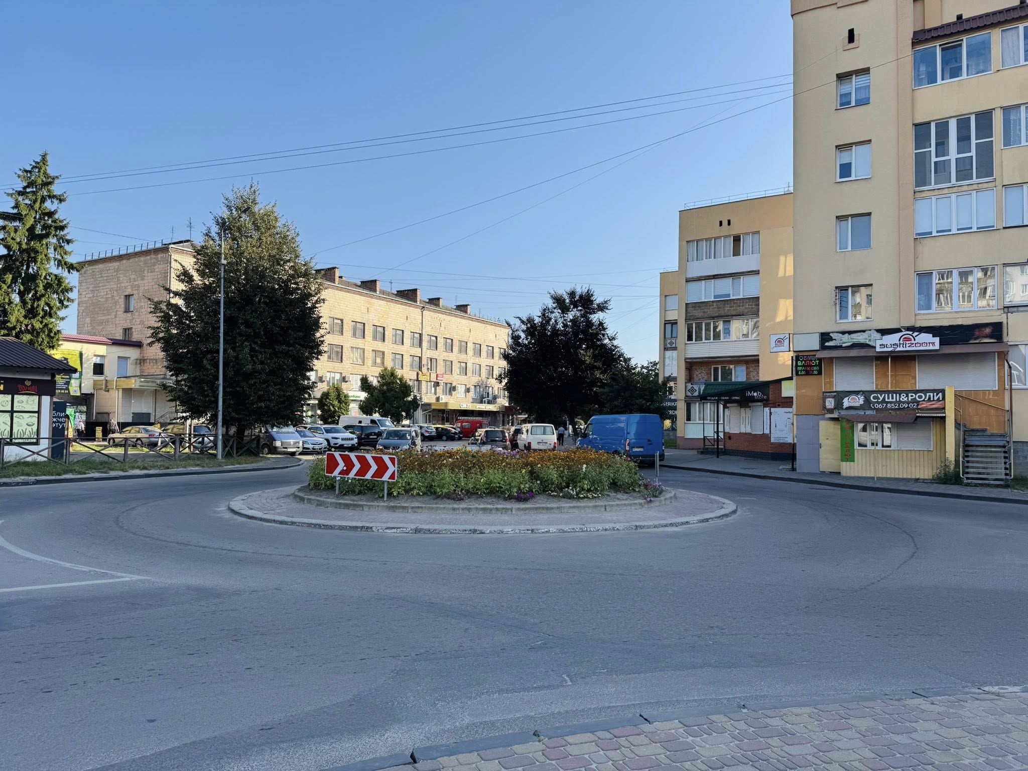 Костопіль оновлює центр: односторонній рух, платні парковки та муніципальна варта