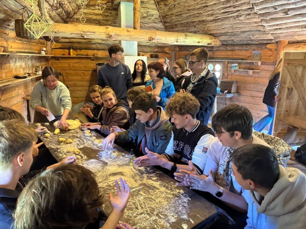 ліплення тіста