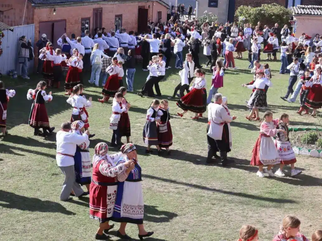 nacionalnyj-rekord-tanec-sarny-02