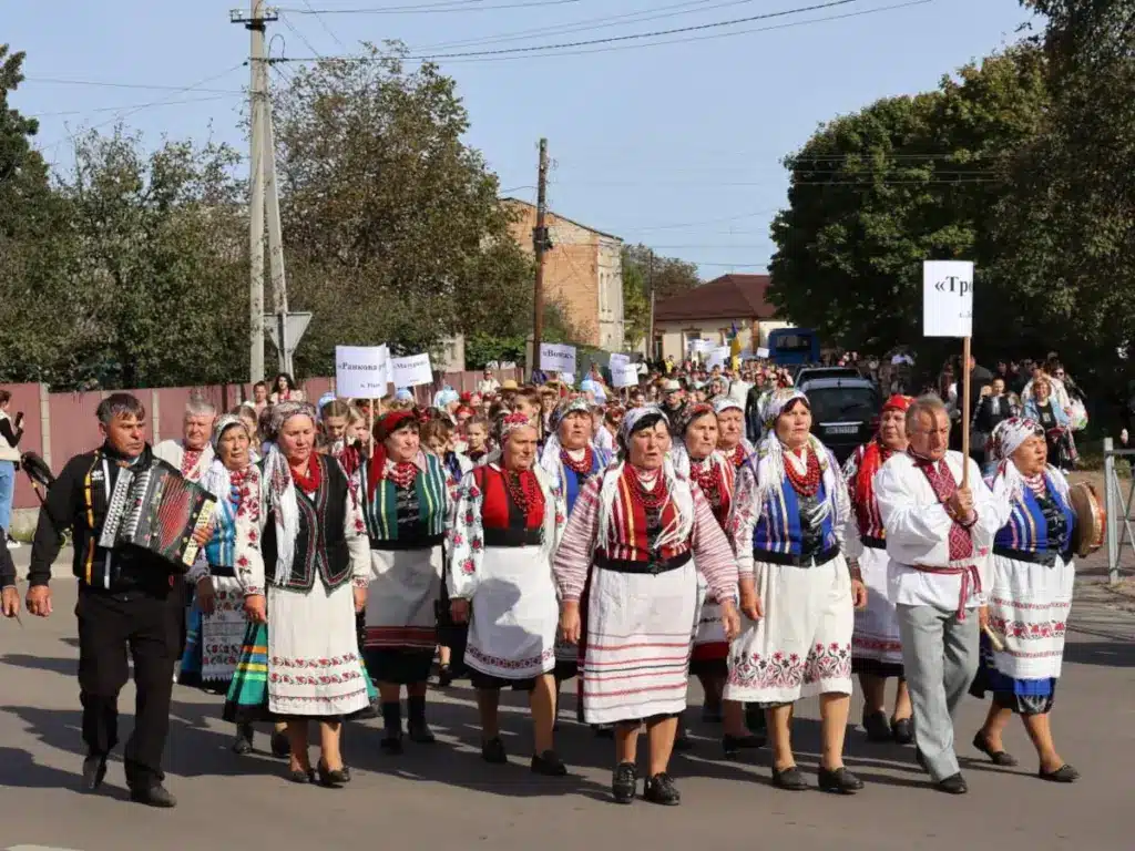 nacionalnyj-rekord-tanec-sarny-04