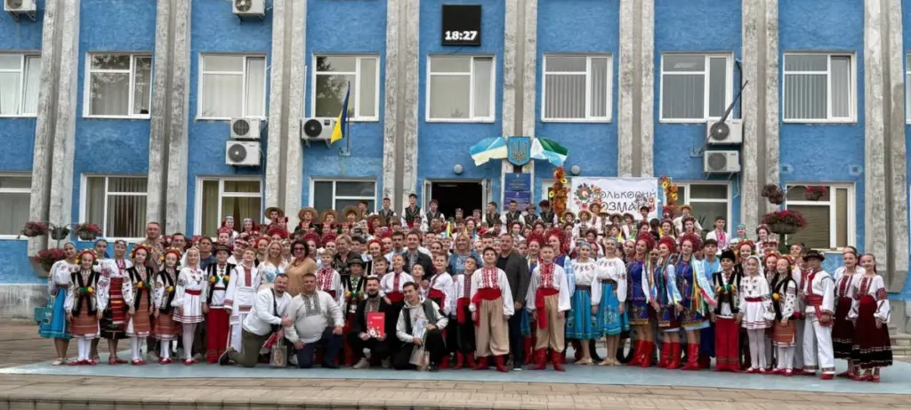nacionalnyj-rekord-tanec-sarny-05