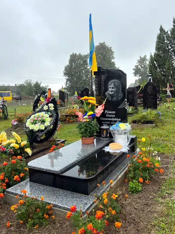 olena-rashko-osviachennia-pamiatnyka-02