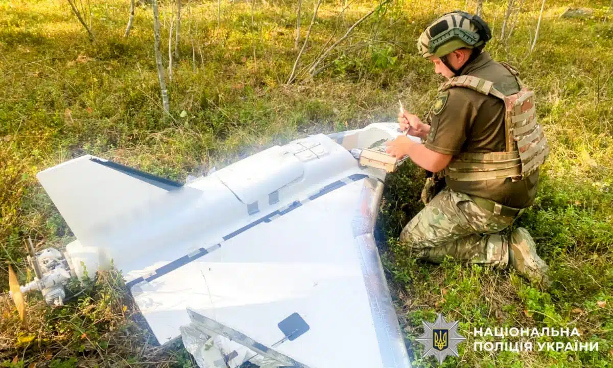 На Рівненщині працювали правоохоронці на місцях падіння уламків ворожих літальних апаратів