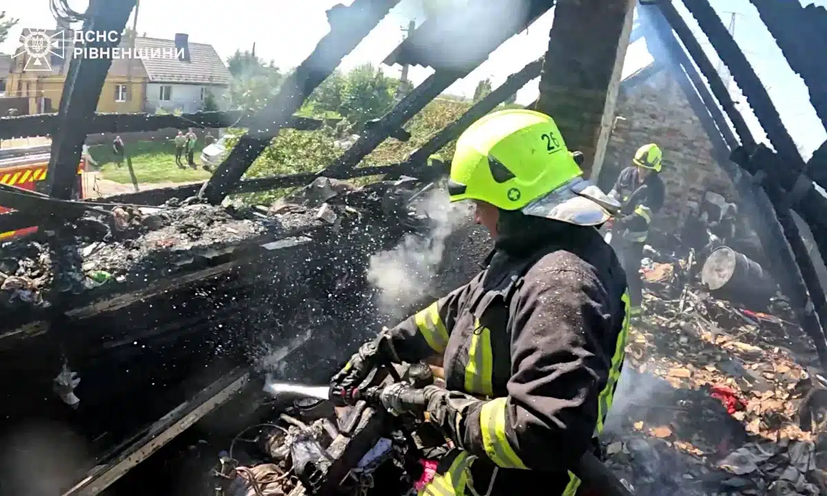 Пожежа у житловому будинку в Здовбиці. Рятувальники ліквідували займання