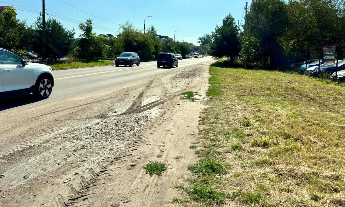 У Рівному відремонтують ділянку вулиці Чорновола. Облаштують новий тротуар
