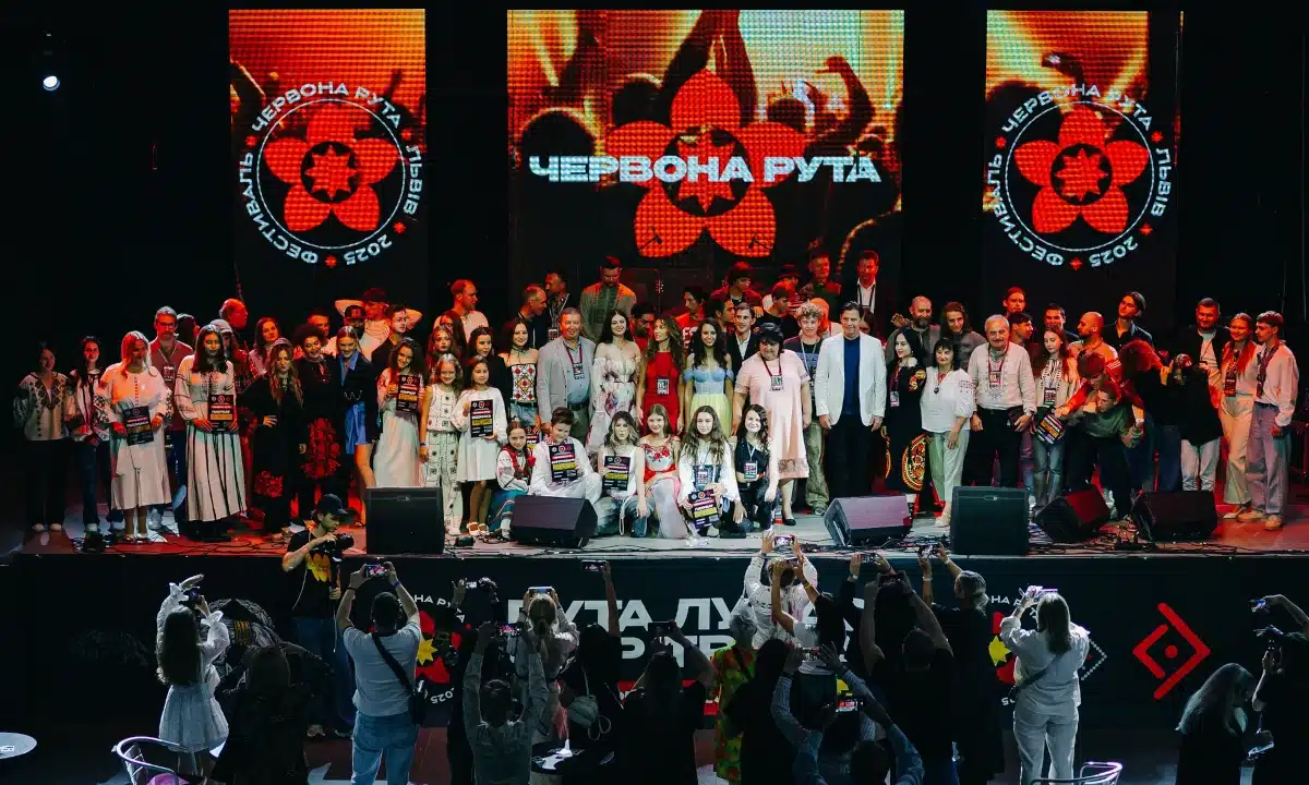 Виконавці з Рівненщини здобули перемоги на фестивалі «Червона рута – 2025»