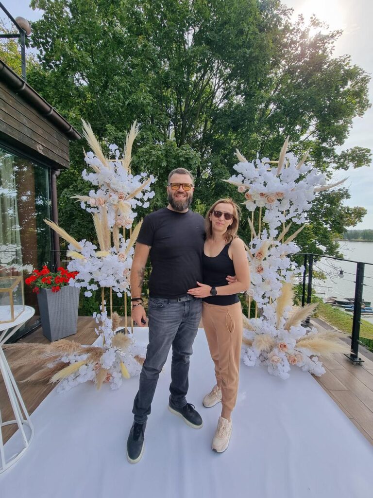 Євген Савчук з дружиною