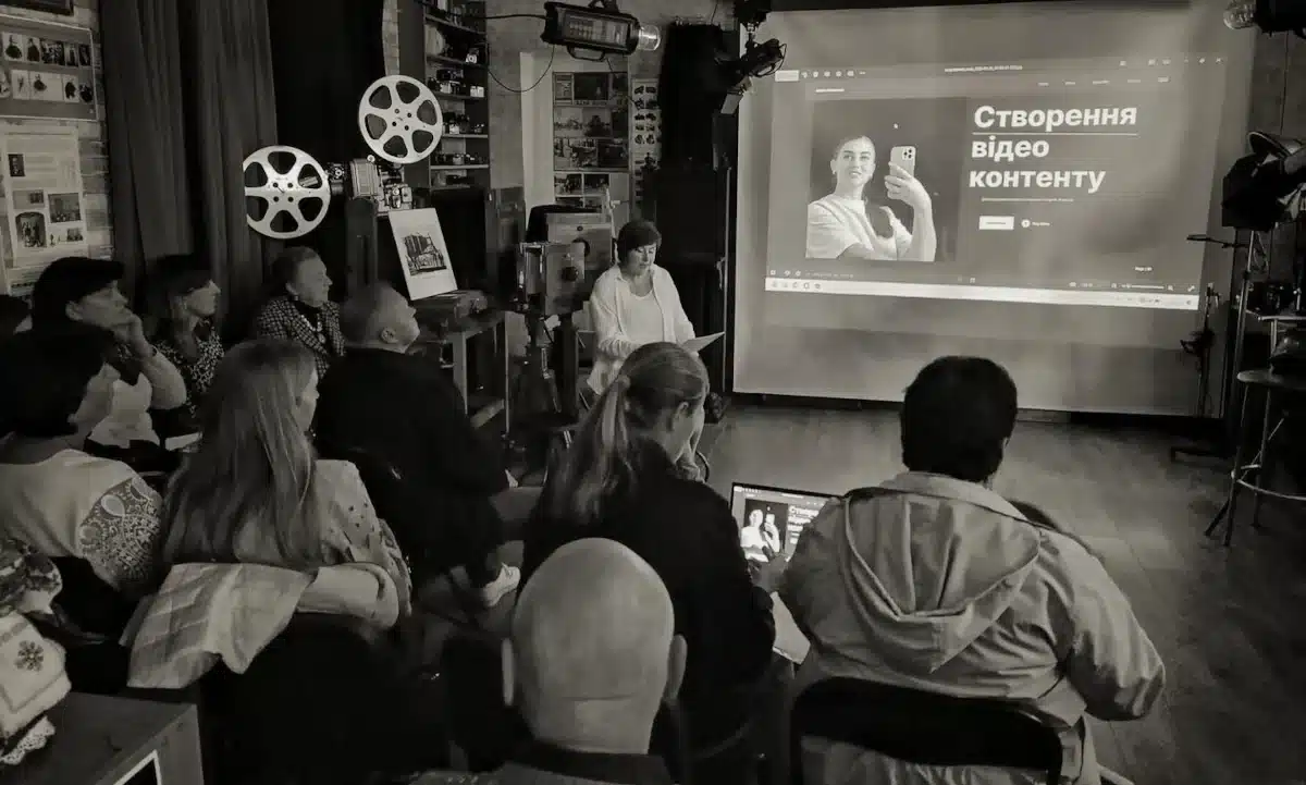 Фото і кіно як інструменти збереження спадщини. На Рівненщині відбувся семінар-практикум для культурних діячів