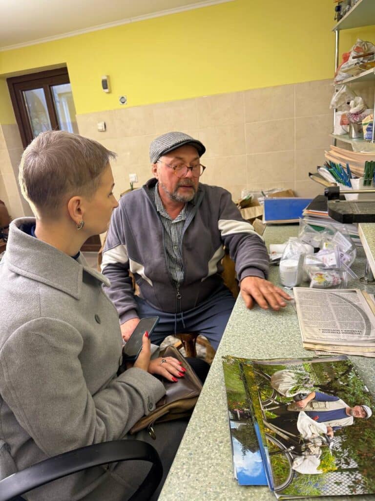 Травник-підприємець Сергій Боровик – разом з родиною він має цілу індустрію з заготівлі, обробки, приготування лікарських трав і напрацював власну рецептуру приготування зборів