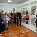 У Березнівському музеї презентували виставку «Вишита пам’ять» – історії, вишиті нитками української ідентичності