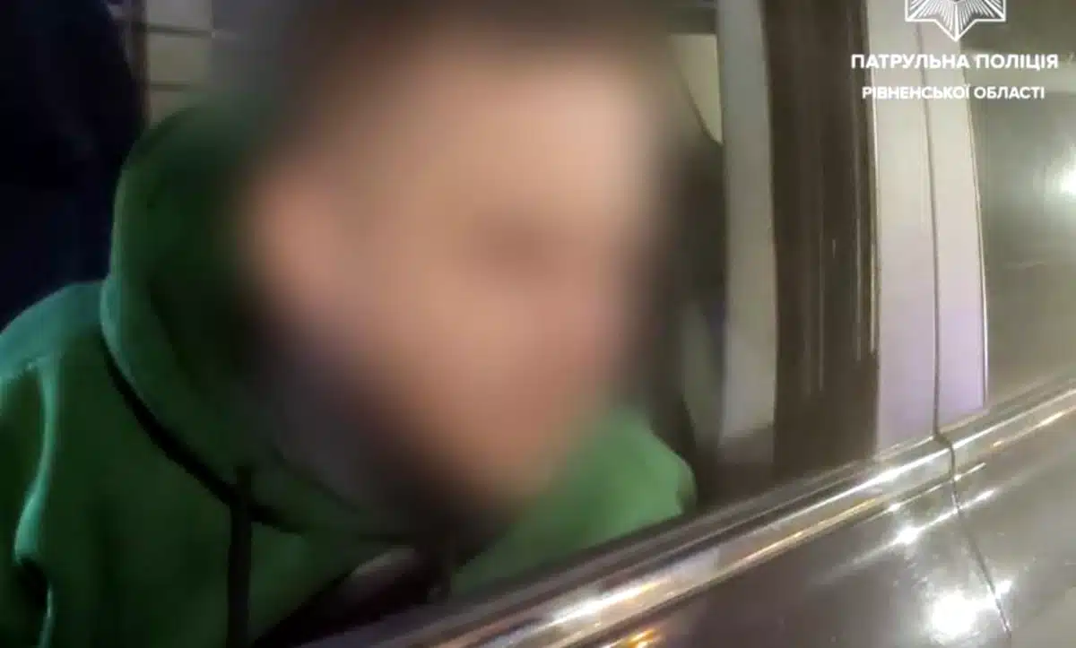 Водія без посвідчення та з ознаками наркотичного сп’яніння виявили у Рівному Водія без посвідчення та з ознаками наркотичного сп’яніння виявили у Рівному