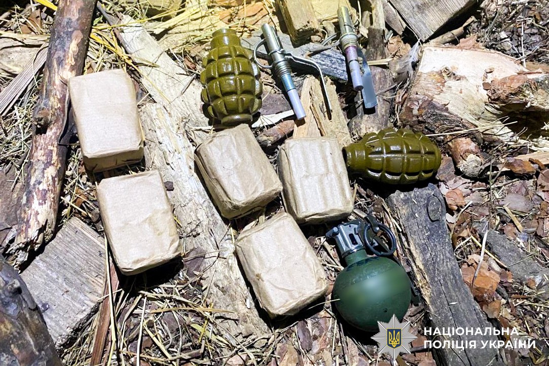 Поліція виявила незаконне зберігання боєприпасів у господарстві на Дубровиччині