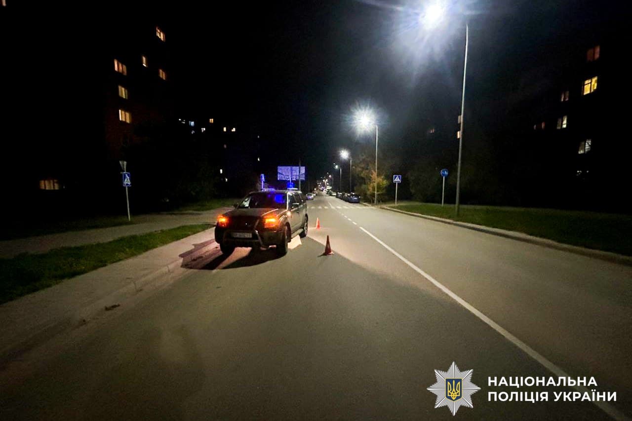 Неповнолітня дівчина постраждала в ДТП у Рівному У Рівному під час ДТП постраждала 17-річна дівчина