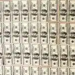 За сприяння незаконному перетину кордону судитимуть мешканця Сарненського району Гроші, які зловмисник отримав за незаконний перетин кордону.