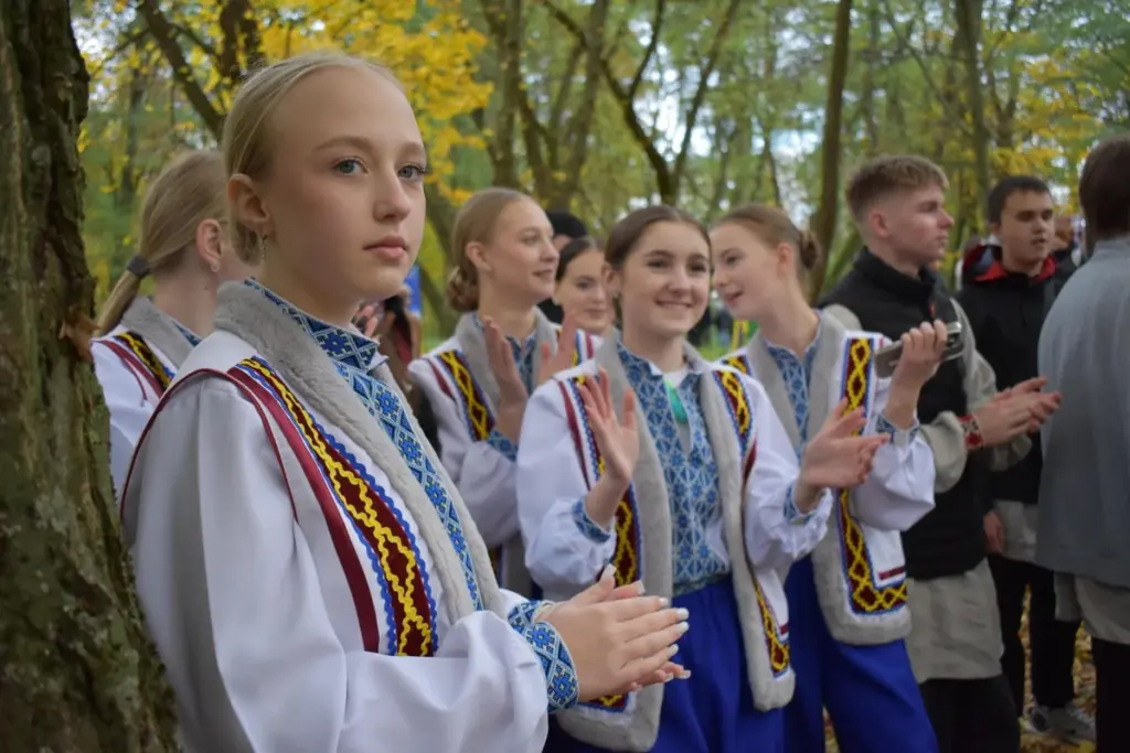 Виконавці мистецької програми.