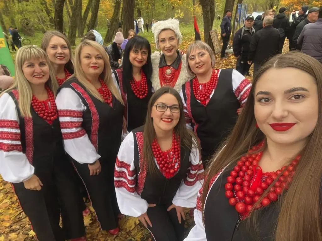 Виконавці мистецької програми.