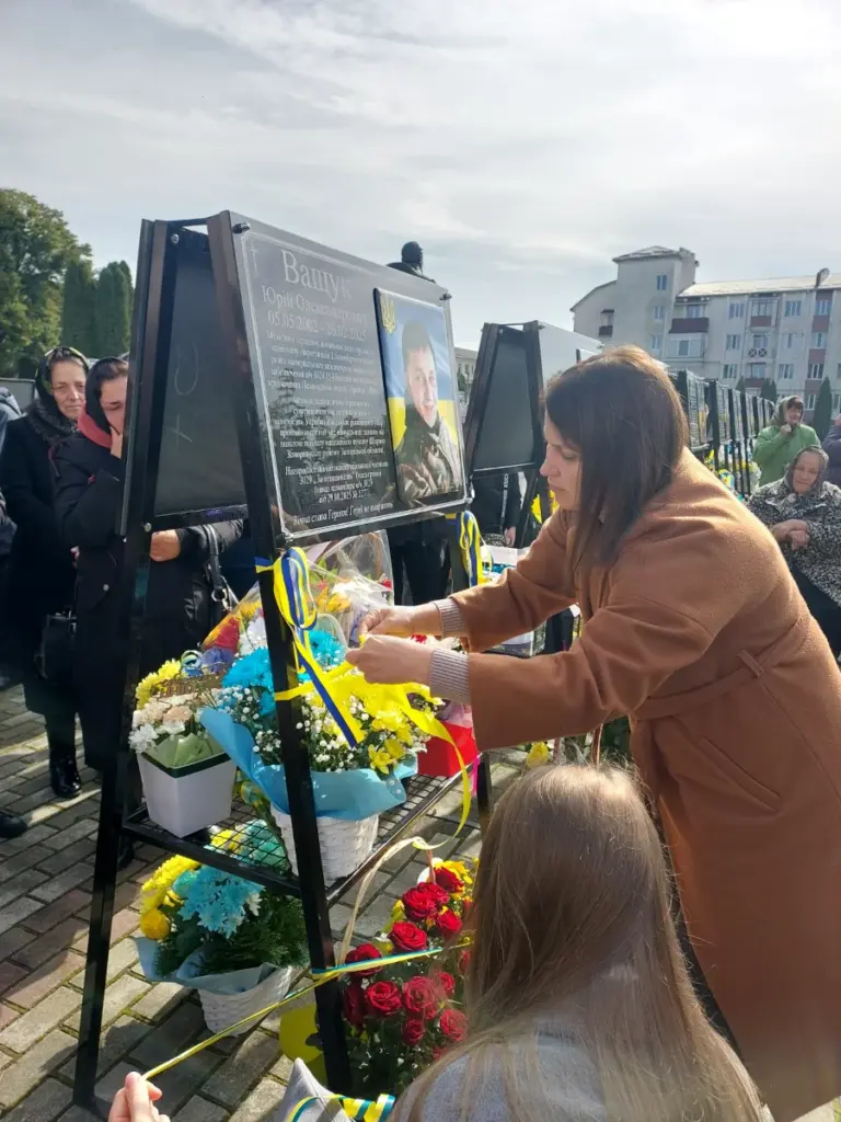 mlyniv-posviachennia-memorialnykh-doshok-03