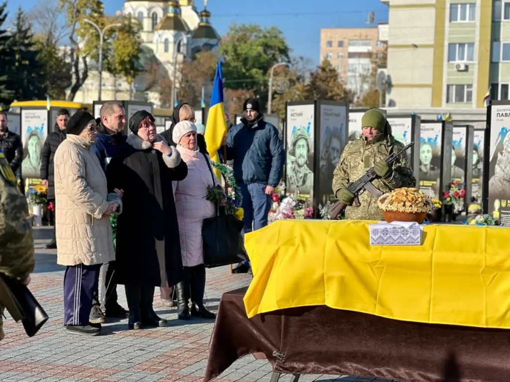 pokhoron-Oleksij-Karasiov-02