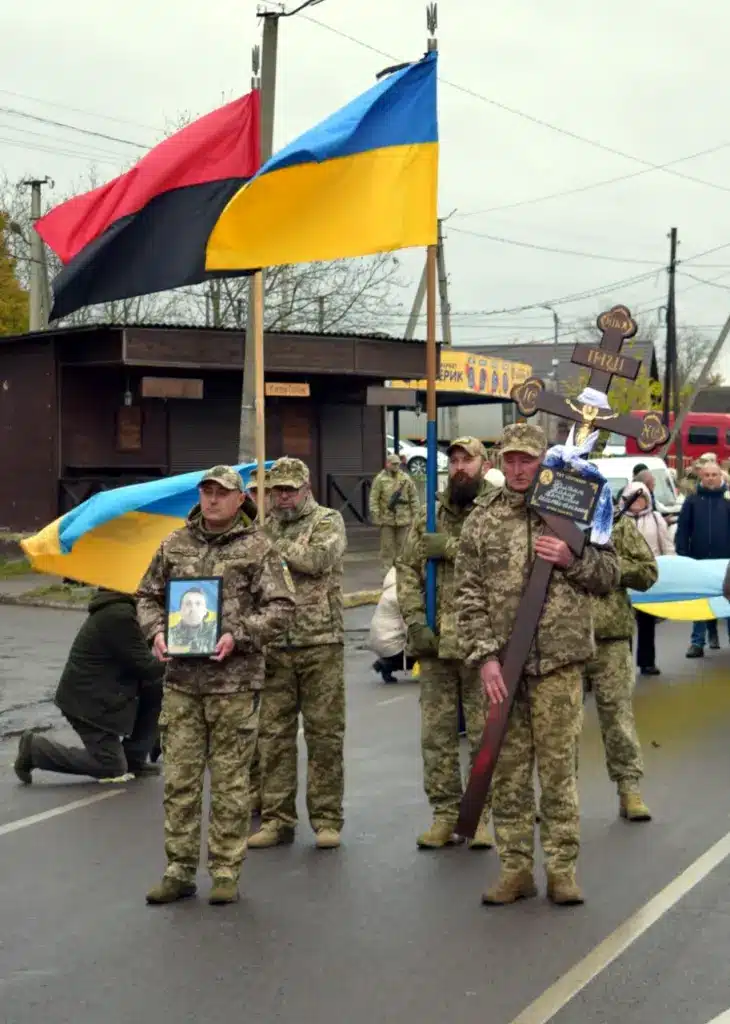 Проводжають в останній шлях Тараса Галянта.