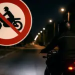 Мотоцикліст-порушник з Рокитного отримав штраф 20 400 грн та був доставлений до ТЦК Мотоцикліст-порушник з Рокитного отримав штраф 20 400 грн та був доставлений до ТЦК