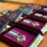 Рідним загиблих Героїв з Рівненщини вручили державні посмертні нагороди Посмертні нагороди.