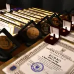 Освітян Рівненщини привітали з професійним святом: кращим вручили відзнаки та премії
